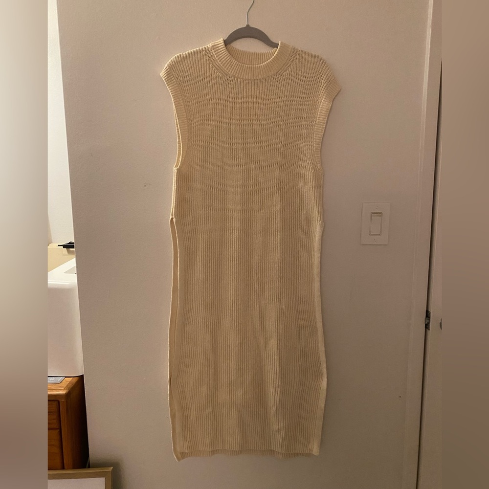 Beige knit tunic